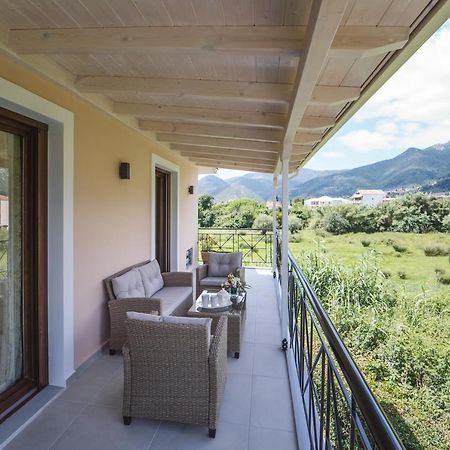 Vincenzo Suites Nidhrion Exteriör bild