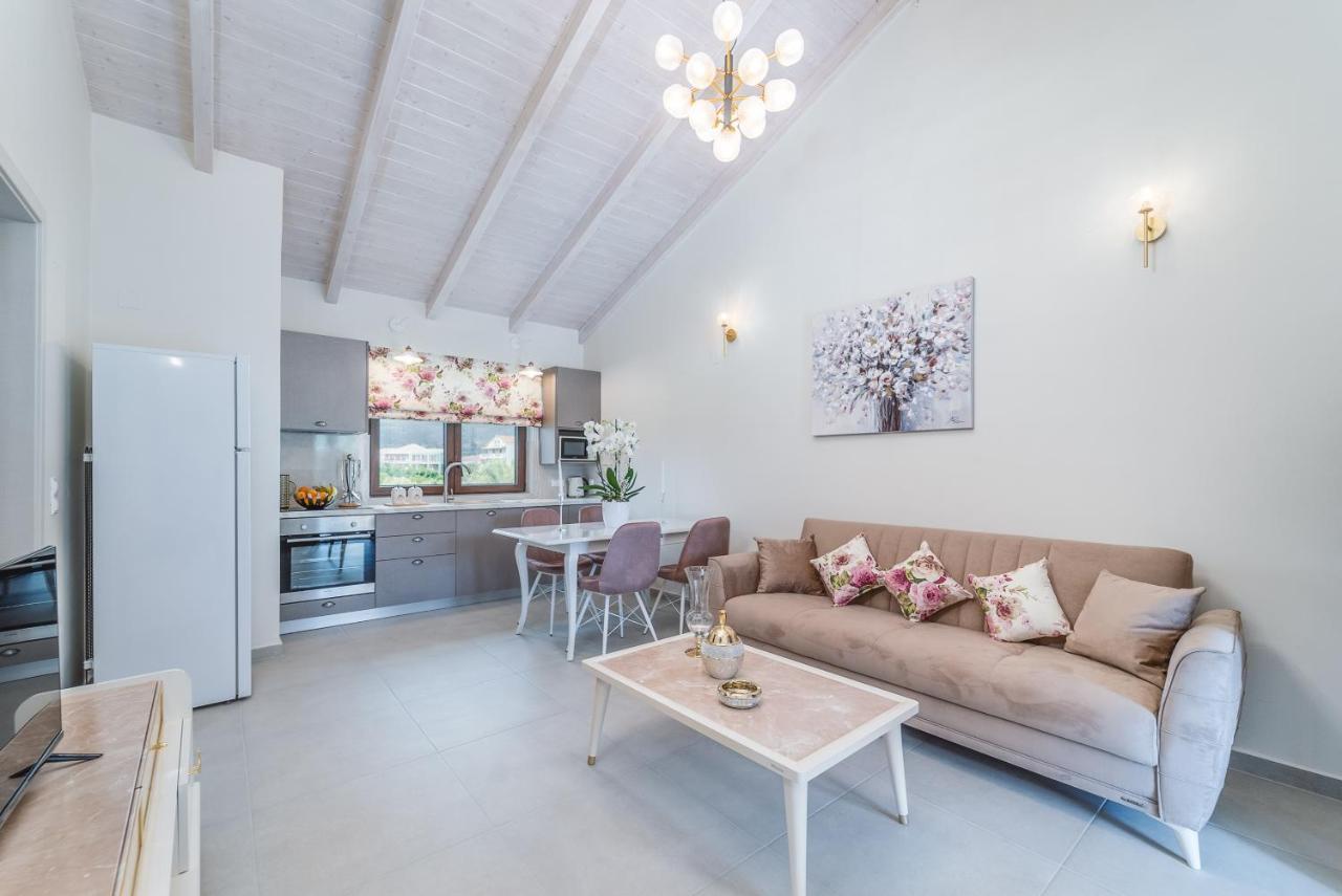 Vincenzo Suites Nidhrion Exteriör bild