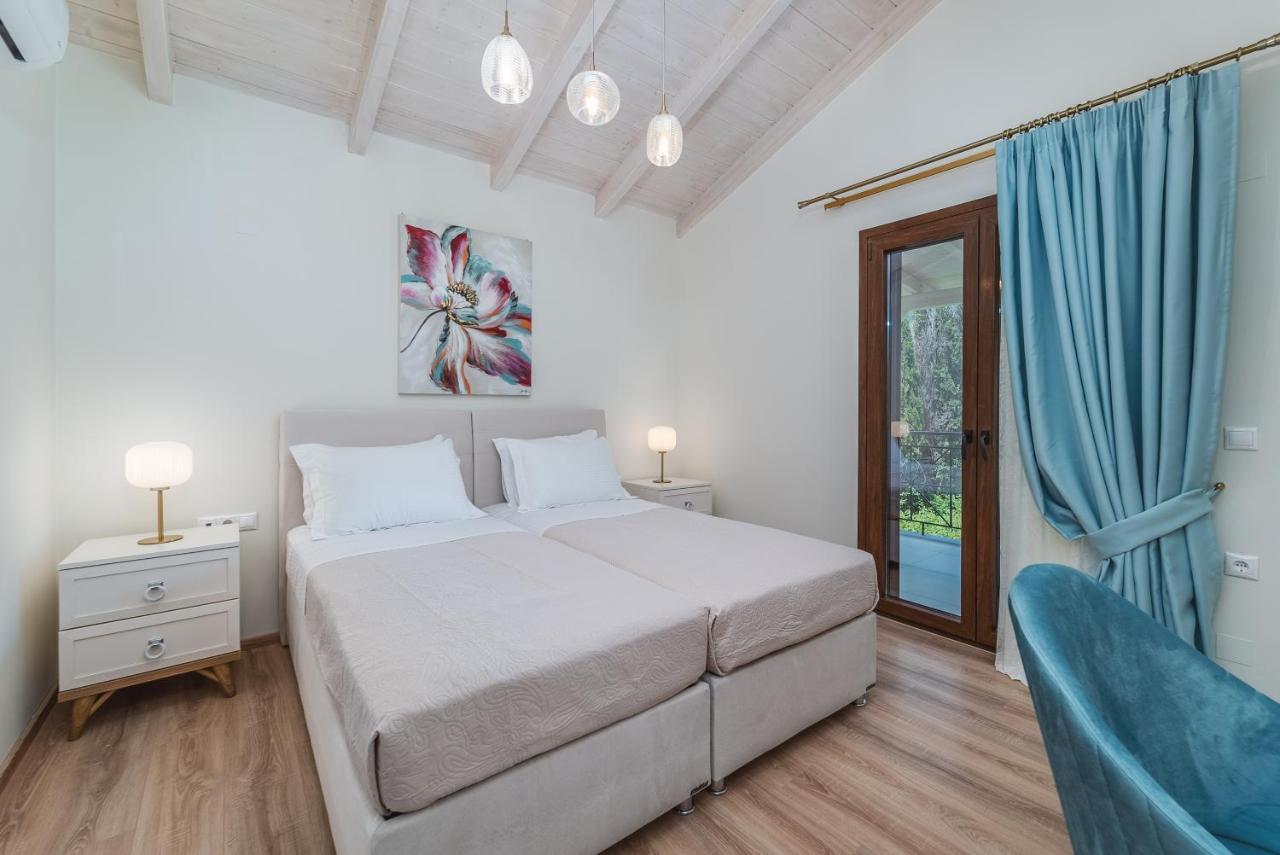 Vincenzo Suites Nidhrion Exteriör bild